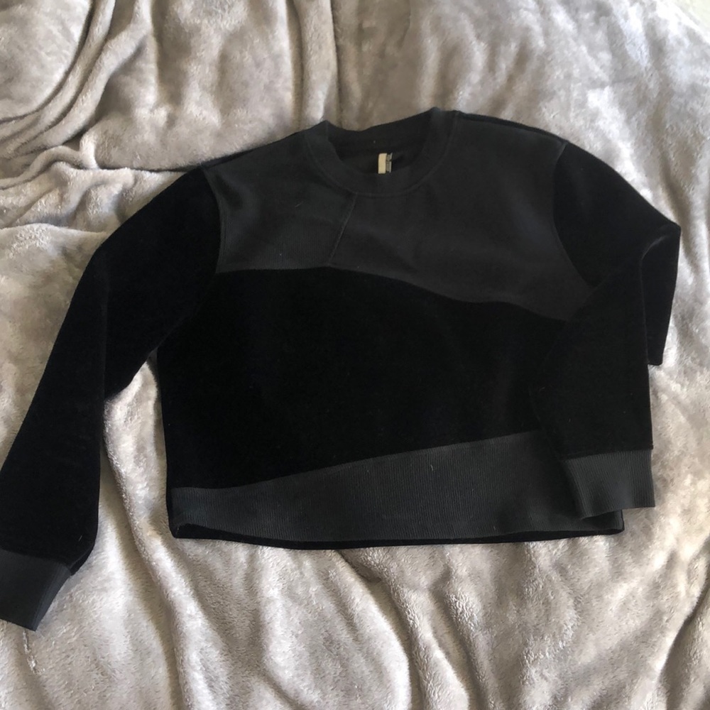 Topshop boutique velvet crop sweatshirt